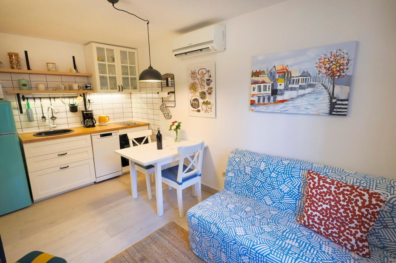 Urban Center Apartament *