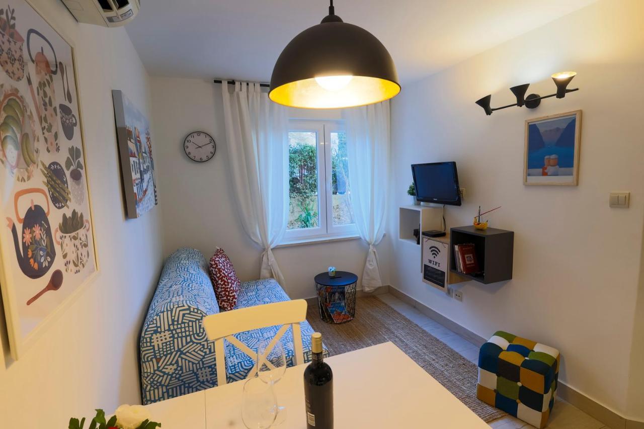 Urban Center Apartament *